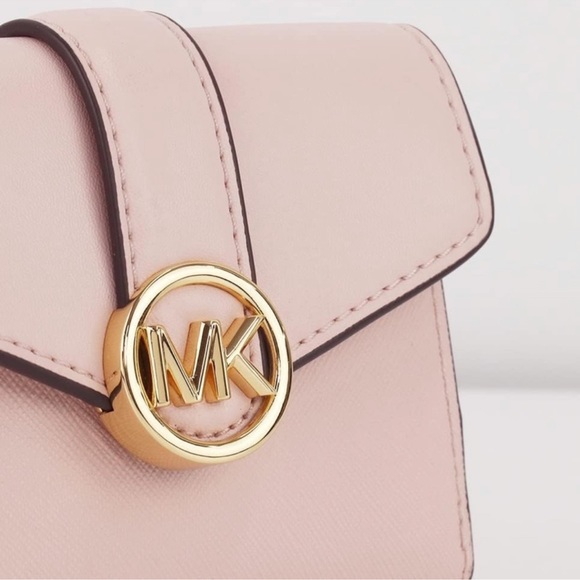 MICHAEL KORS CARMEN MEDIUM LOGO AND FAUX LEATHER WALLET 
POWDER BLUSH 
NWT - Picture 2 of 10